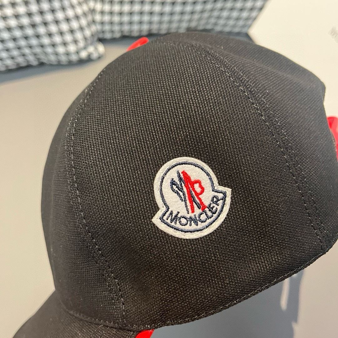 Moncler Caps